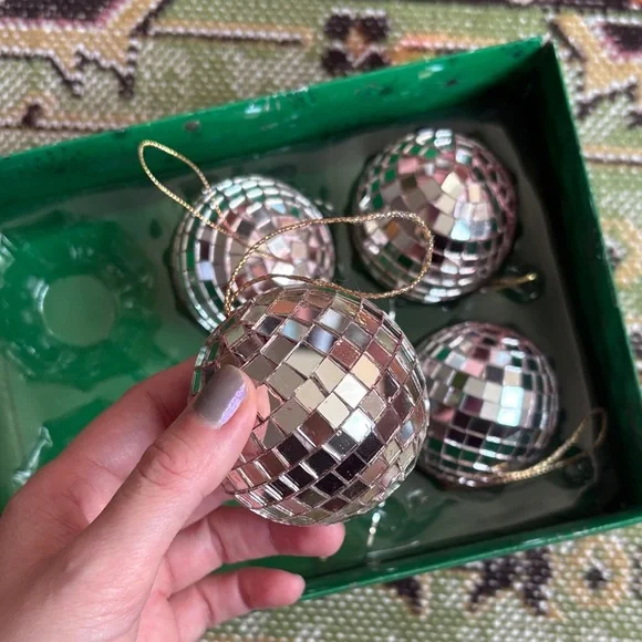 Silver Mosaic Mirror Ornaments Set - Picture 2 of 2